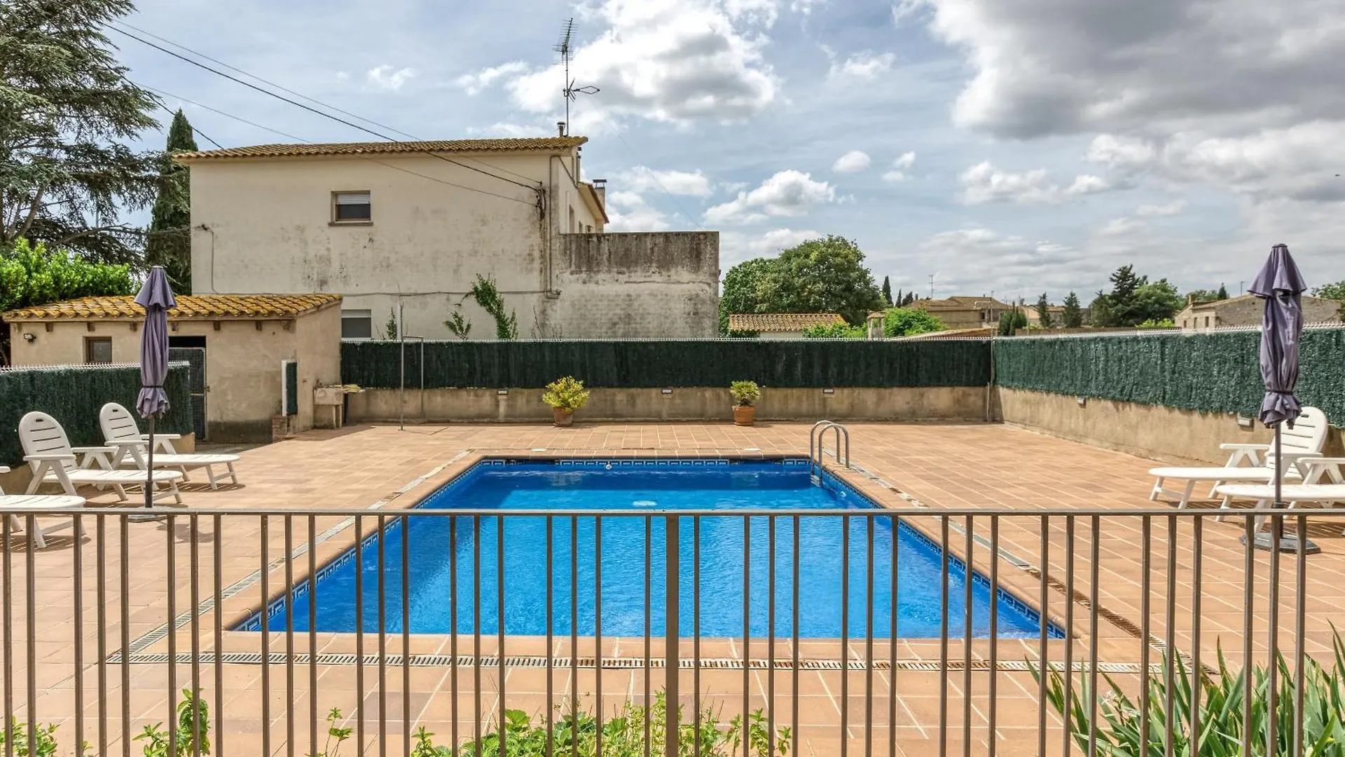 Cal Ferrer 2 - Quadres Apartment Torroella de Fluvia 0*,